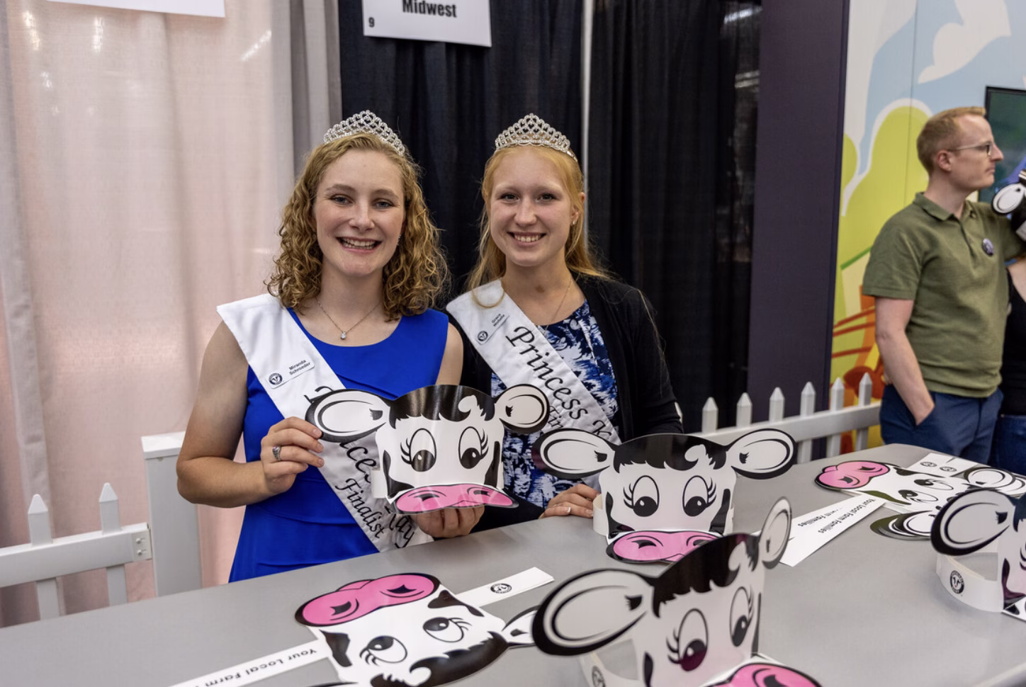 Diary princesses at public event