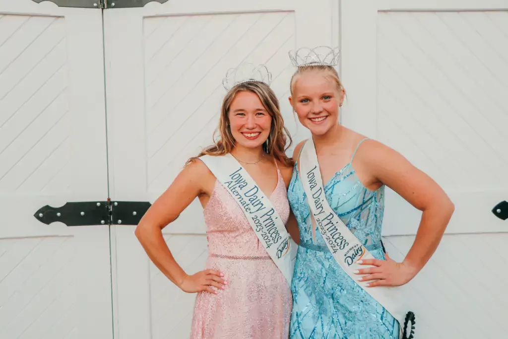 Iowa Dairy Princess and Alternate 2023-2024