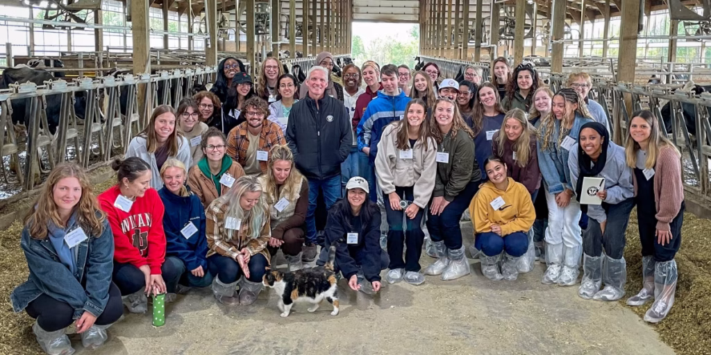 Dietetic interns touring dairy farm