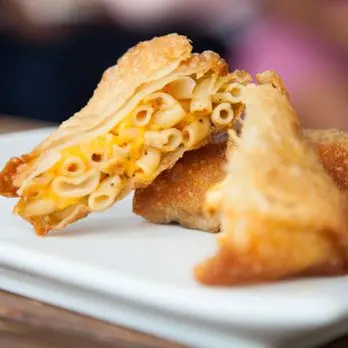 Twisted Eggroll Mac n Cheese